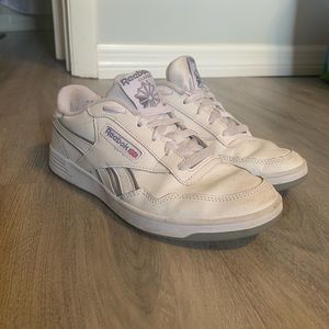 Women’s Reebok classics
